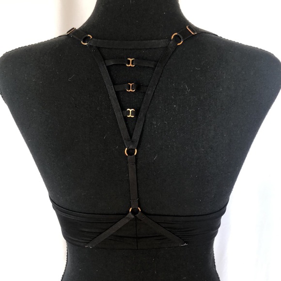 VICTORIA’S SECRET black So Obsessed padded bra with underwire. Size 32 C. - Picture 3 of 8